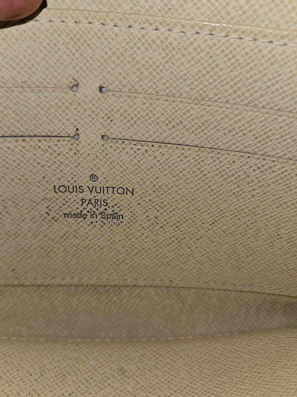 Louis Vuitton Damier Azur Zip Wallet - Cream - Picture 6 of 8